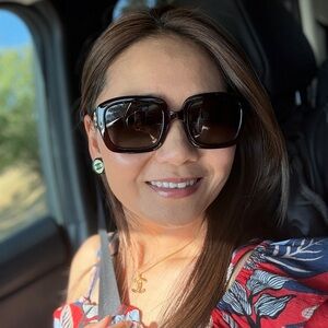 Meet your Posher, Alina live show